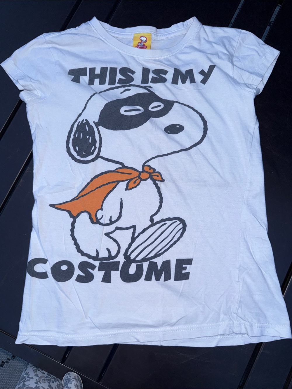 VTG Y2K Peanuts ladies White 'This Is My Costume' Snoopy Tee sm GUC